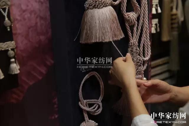 8���Ϻ��Ҽ�չ�(qi��ng)�^չָ��