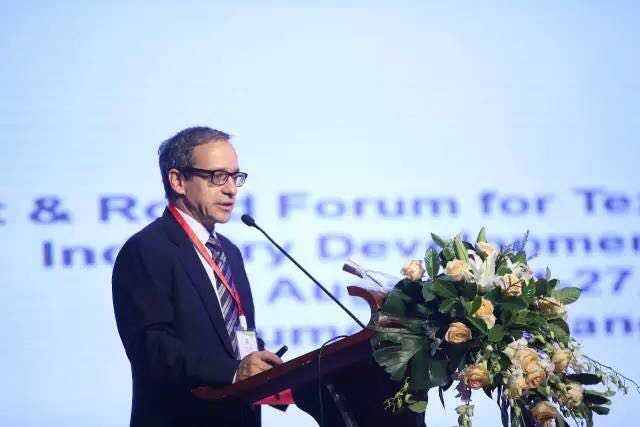 䁾̈́�(chu��ng)�����Gɫ���ɳ��m(x��)�l(f��)չ���½z·��2017��һ��һ·���������b�a(ch��n)�I(y��)�l(f��)չՓ���ڞ���ľ�R���_