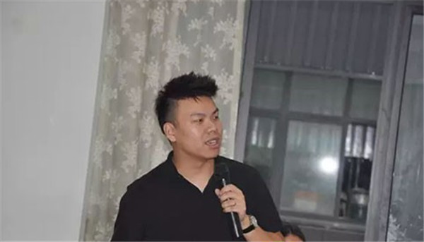 �����мҼ��f(xi��)��(hu��)���S���̕�(hu��)����(hu��)�L(zh��ng)���������ϣ��U(ku��)���(hu��)�h���_