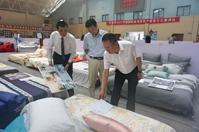 �Ҹ�������ζϯ����ͨ������������300���Ҽ��a(ch��n)Ʒ��Ů�����