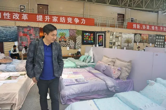 �Ҹ�������ζϯ����ͨ������������300���Ҽ��a(ch��n)Ʒ��Ů��ʣ�