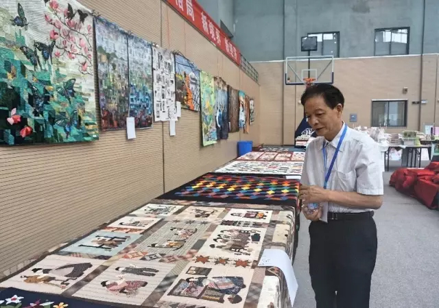 �Ҹ�������ζϯ����ͨ������������300���Ҽ��a(ch��n)Ʒ��Ů�����