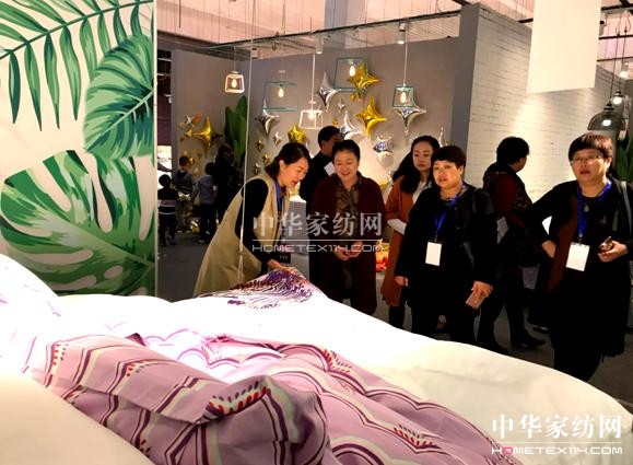 ���`•�³̡����R���Ҽ�2018������Ʒ�l(f��)����(hu��)�A�M��Ļ��