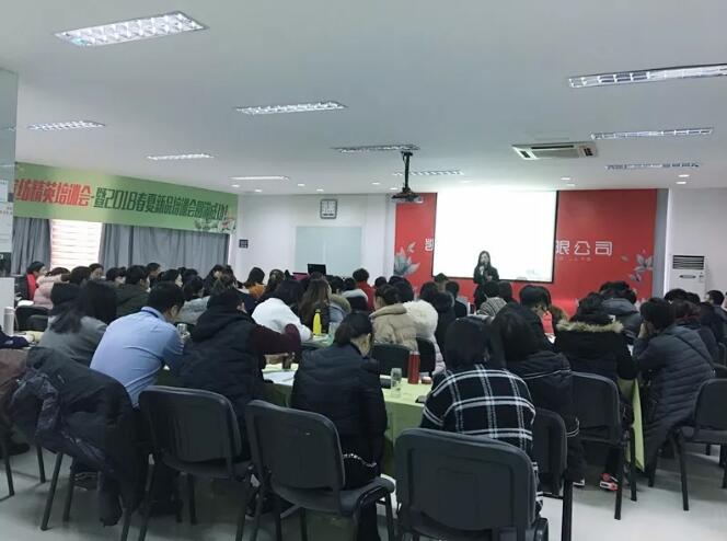 �Pʢ�Ҽ���Ӣ��Ӗ(x��n)����2018��Ʒ��Ӗ(x��n)���ի@�M�M��