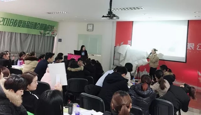 �Pʢ�Ҽ���Ӣ��Ӗ(x��n)����2018��Ʒ��Ӗ(x��n)���ի@�M�M��