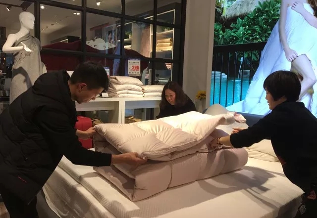 �Pʢ�Ҽ���Ӣ��Ӗ(x��n)����2018��Ʒ��Ӗ(x��n)���ի@�M�M��