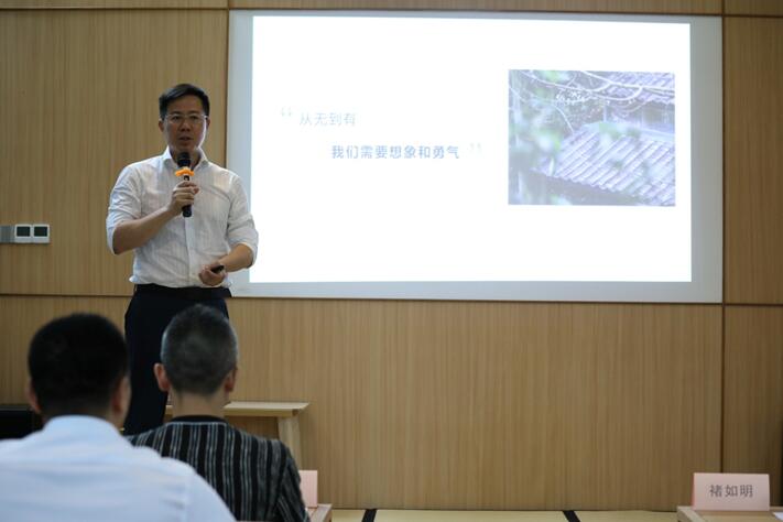 ����Ȼ���ؾ�����������һ�����ӵİl(f��)����