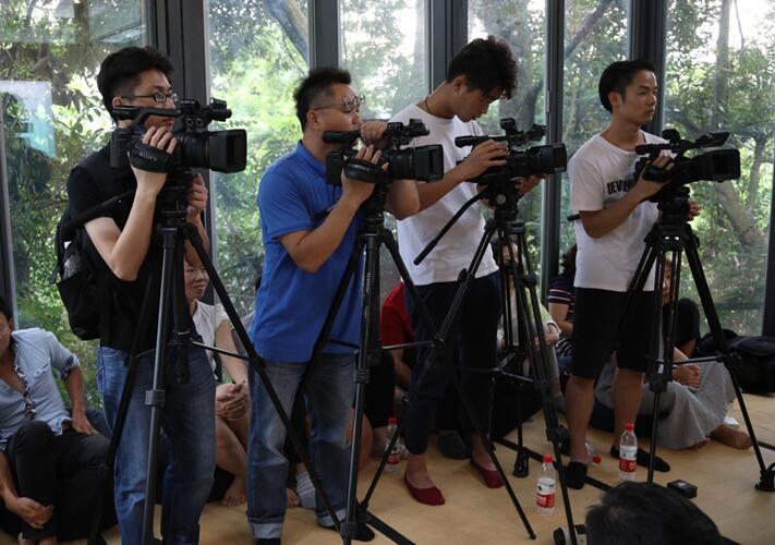 ����Ȼ���ؾ�����������һ�����ӵİl(f��)����