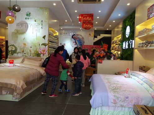 ˯�����Ҽ�¡���M(j��n)�vꖽ�������(ch��ng)�����