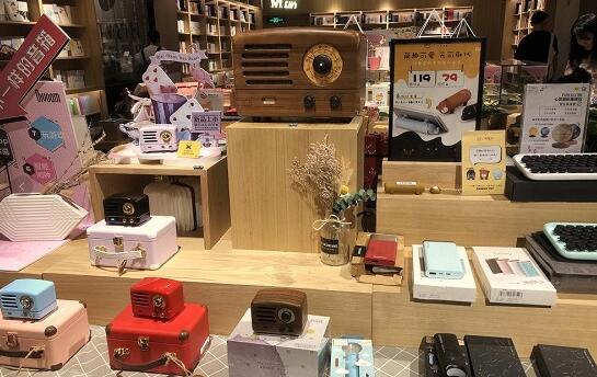 ���ڶYƷ�Ҿ�չ�۽������۴��쾀�Ͼ���?t��ng)I(y��ng)�N(xi��o)��ģʽ