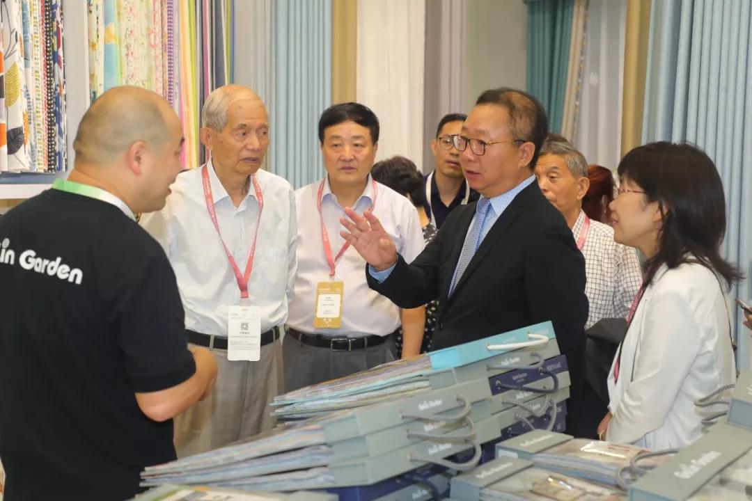 �������25�d��δ��������k��--2019�ﶬ�Ҽ�չ�ڇ��ҕ�չ���ģ��Ϻ����A���_Ļ