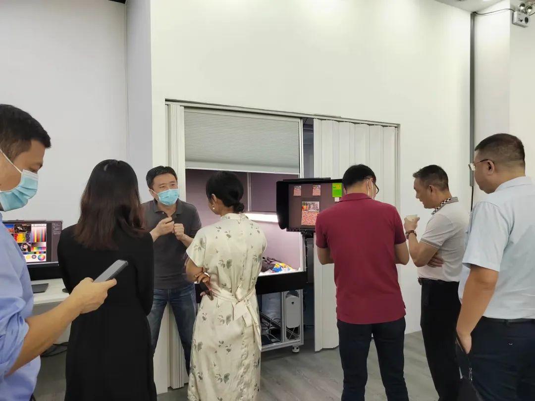 ��ʼ���Ʒ��(sh��)�aӡˇչʾ���ĳɹ���Ļ���F(xi��n)��(ch��ng)�l(f��)������ذ���Ʒ