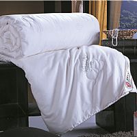 �\������